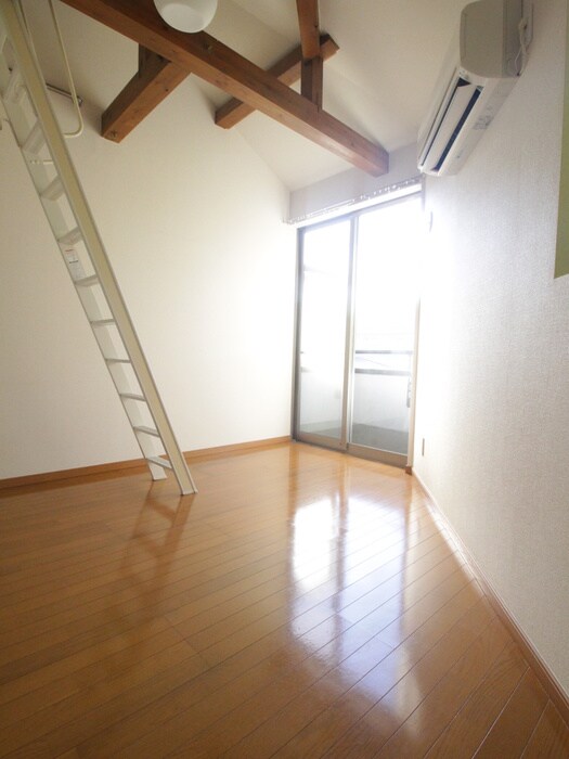 物件内観写真7　(居室)