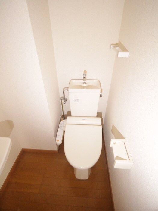 物件内観写真11　(トイレ)