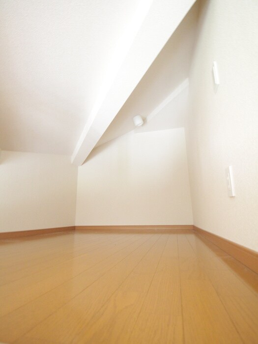 物件内観写真12　(ロフト)