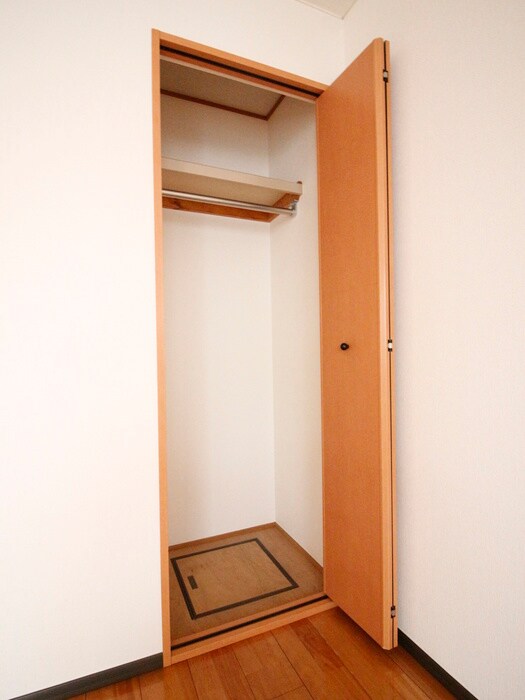 物件内観写真13　(収納)