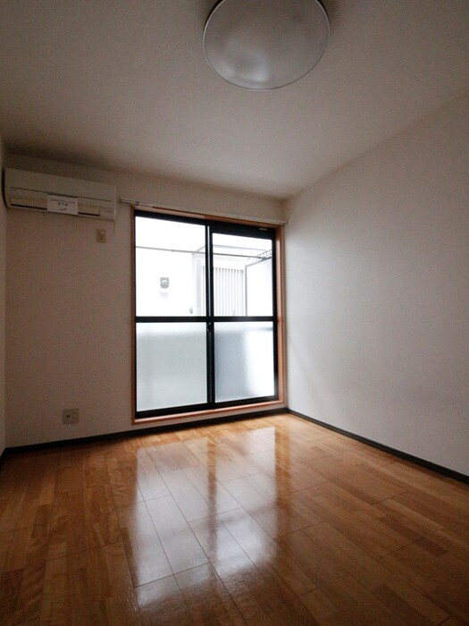 物件内観写真21　(居室)