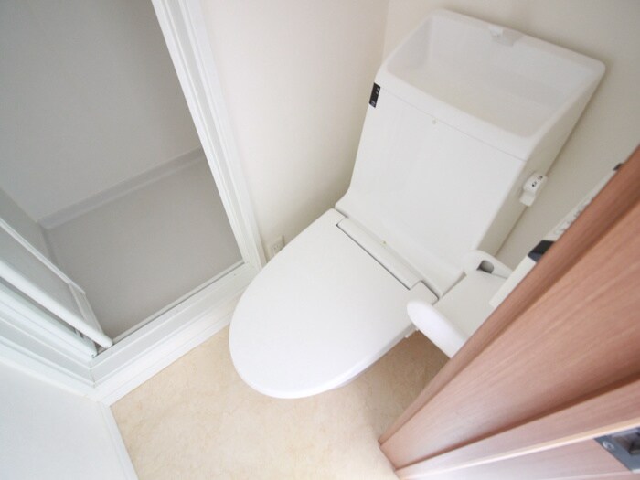 物件内観写真15　(トイレ)