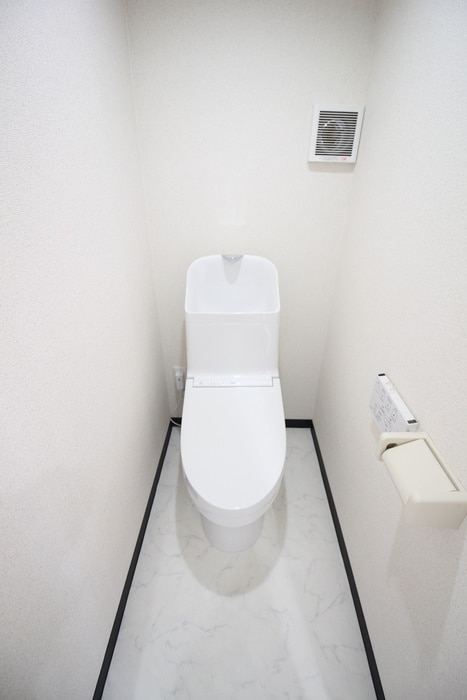 物件内観写真14　(トイレ)