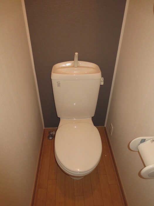 物件内観写真12　(トイレ)