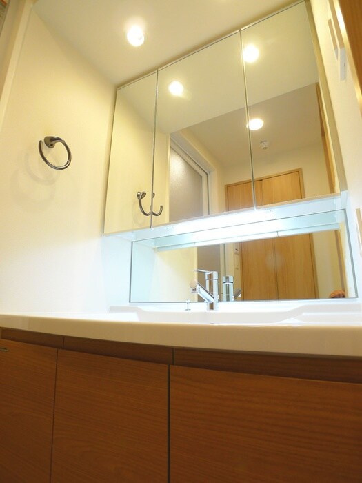 物件内観写真10　(洗面)