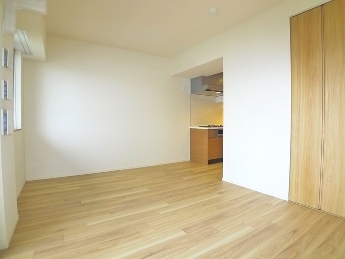 物件内観写真12　(居室)