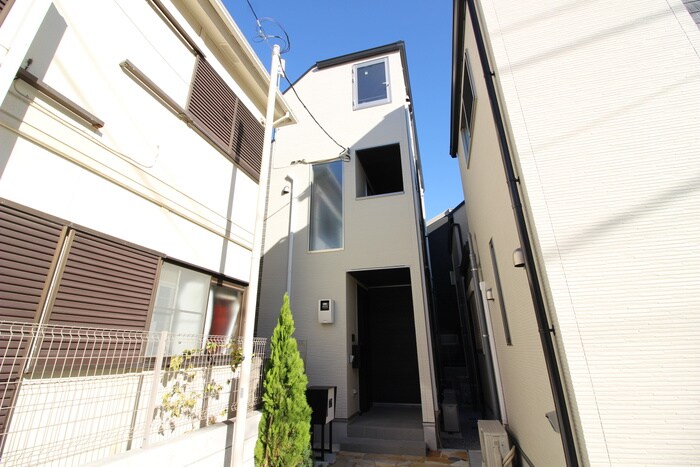 物件外観写真2　(外観写真)