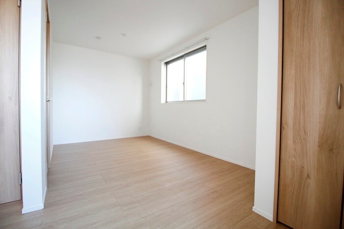 物件内観写真13　(居室)