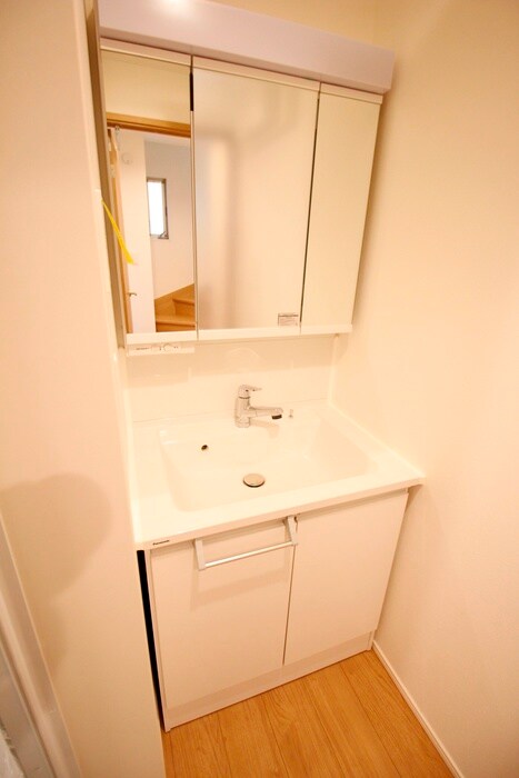 物件内観写真16　(洗面)