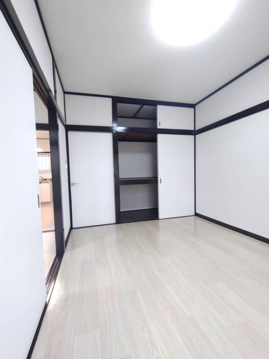 物件内観写真19　(居室)