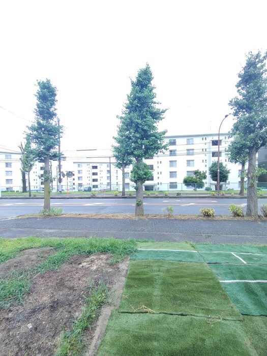 物件内観写真22　(室内からの展望)