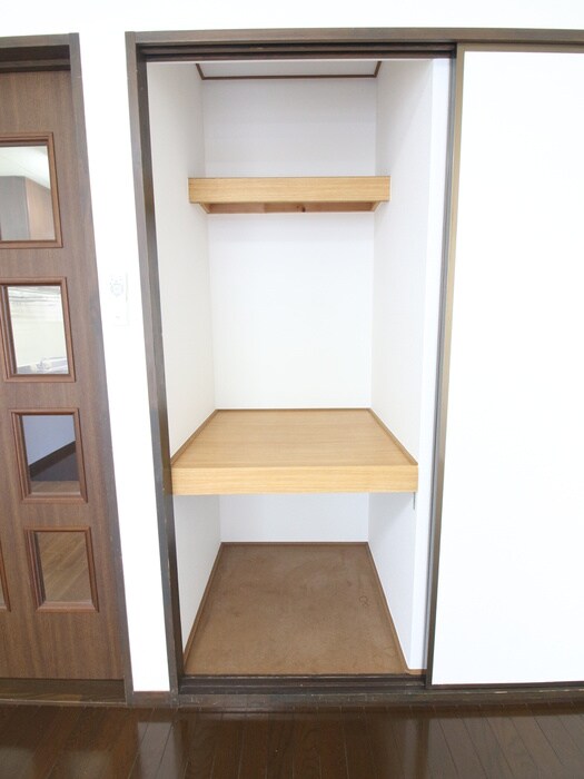 物件内観写真14　(収納)