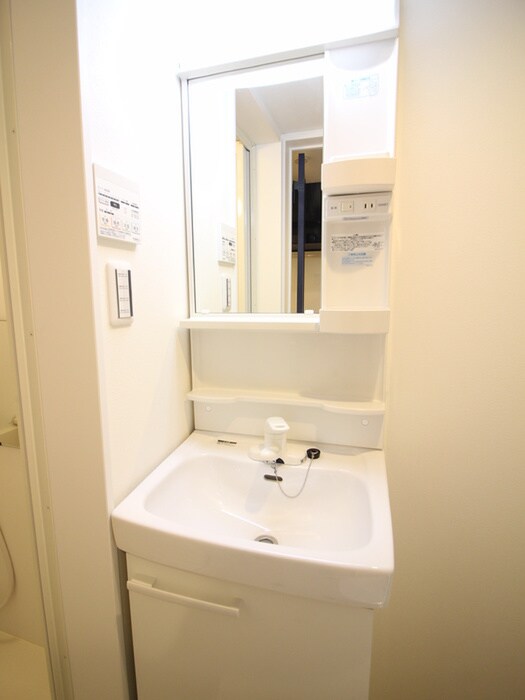 物件内観写真10　(洗面)