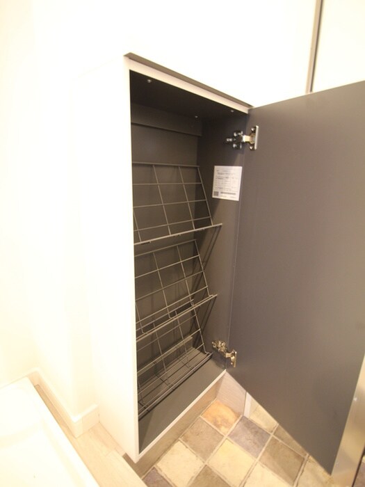 物件内観写真14　(靴箱)