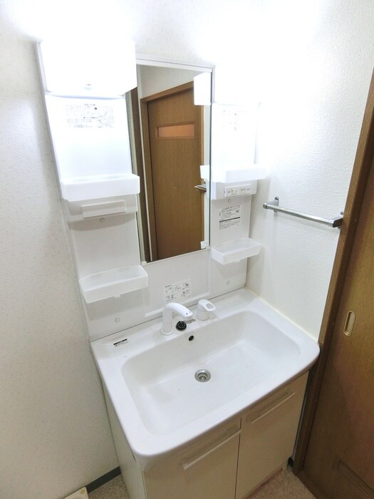 物件内観写真11　(洗面)