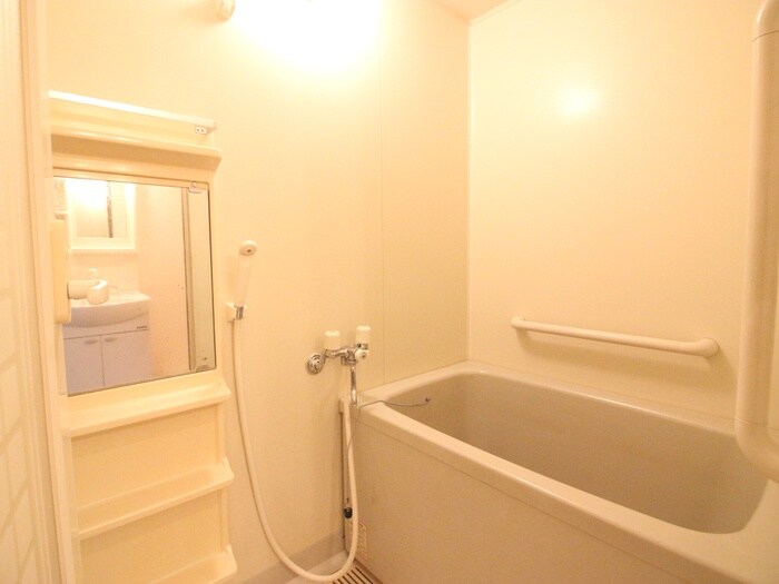 物件内観写真12　(バス／シャワールーム等)