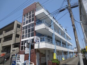 正和ビルひがし外観写真