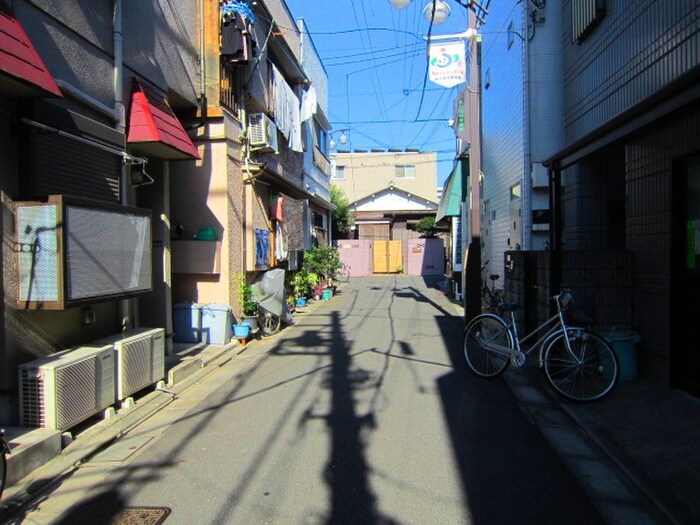 物件外観写真3　(周辺環境)