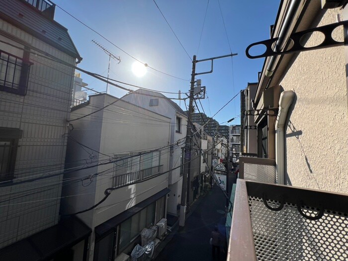 物件内観写真21　(室内からの展望)