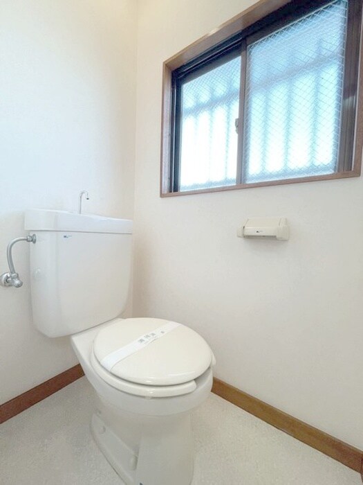 物件内観写真14　(トイレ)