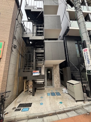 IZUMI B.L外観写真