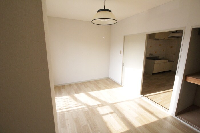 物件内観写真19　(居室)