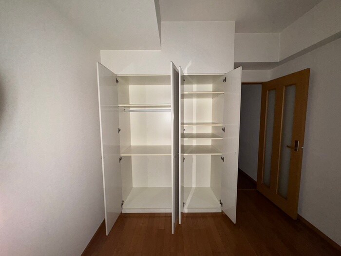 物件内観写真10　(収納)