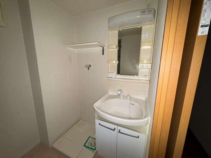 物件内観写真13　(洗面)