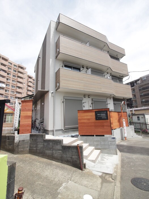 物件外観写真1　(外観写真)