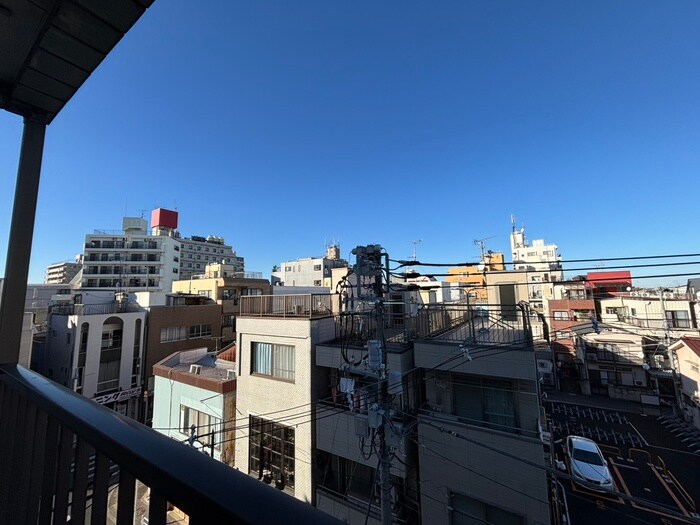 物件内観写真21　(室内からの展望)