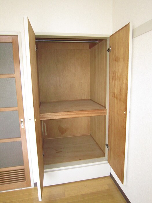 物件内観写真11　(収納)