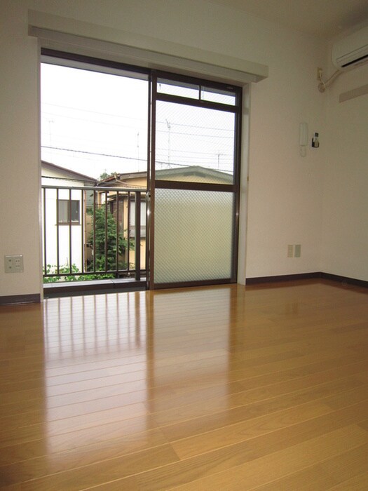 物件内観写真15　(居室)