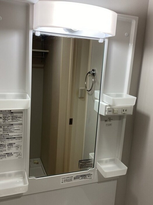 物件内観写真10　(洗面)