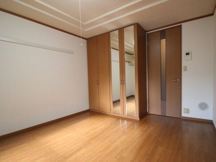 物件内観写真13　(居室)