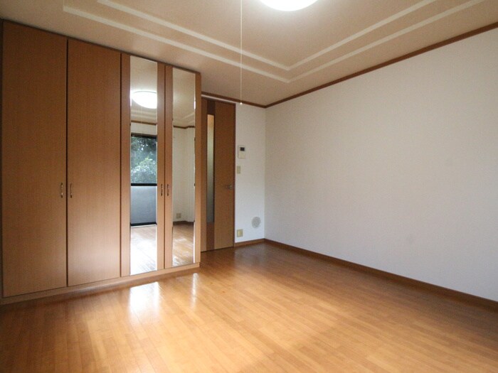 物件内観写真14　(居室)