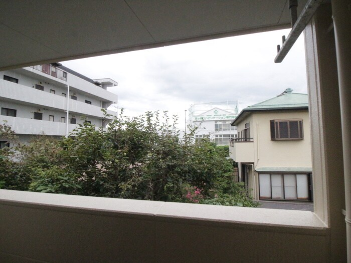 物件内観写真19　(室内からの展望)