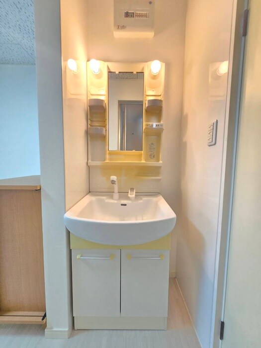 物件内観写真13　(洗面)