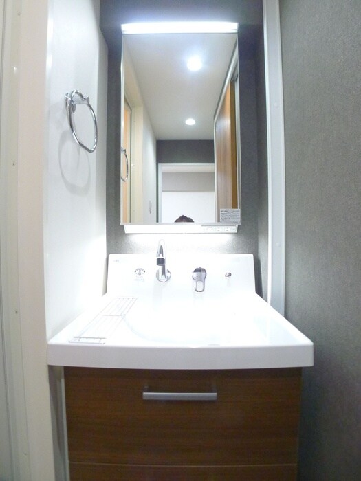 物件内観写真12　(洗面)