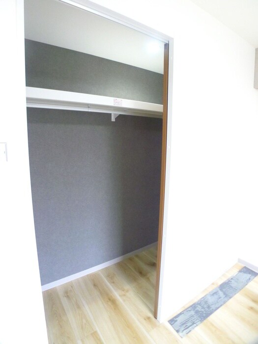 物件内観写真13　(収納)