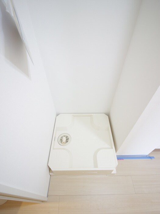 物件内観写真17　(洗濯機置場)