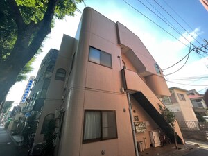 ソリッドファイン千歳烏山外観写真