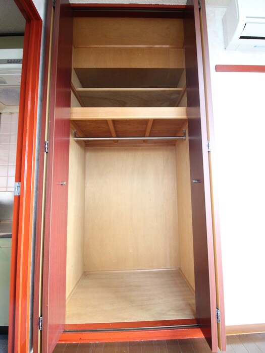 物件内観写真7　(収納)