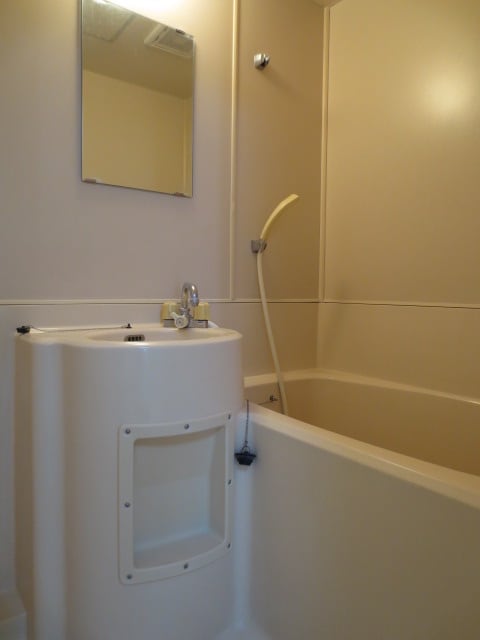 物件内観写真12　(バス／シャワールーム等)