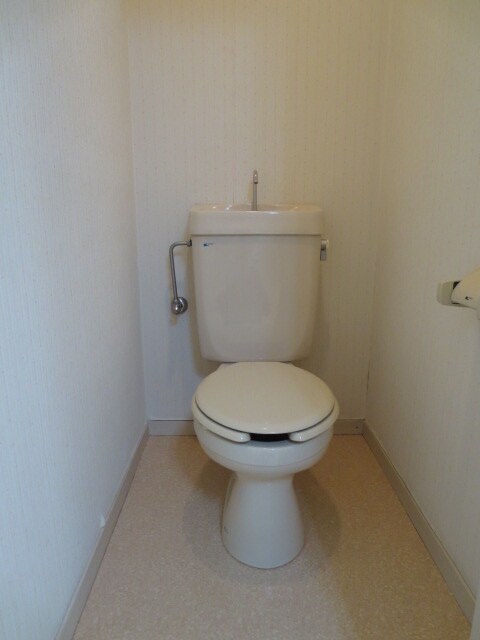 物件内観写真13　(トイレ)