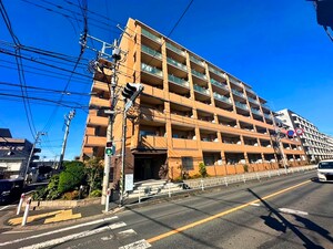 グリンデルヴァルト外観写真