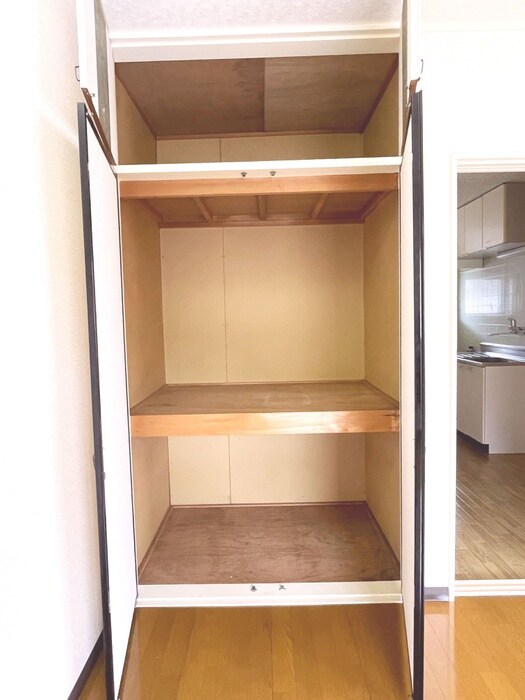 物件内観写真8　(収納)