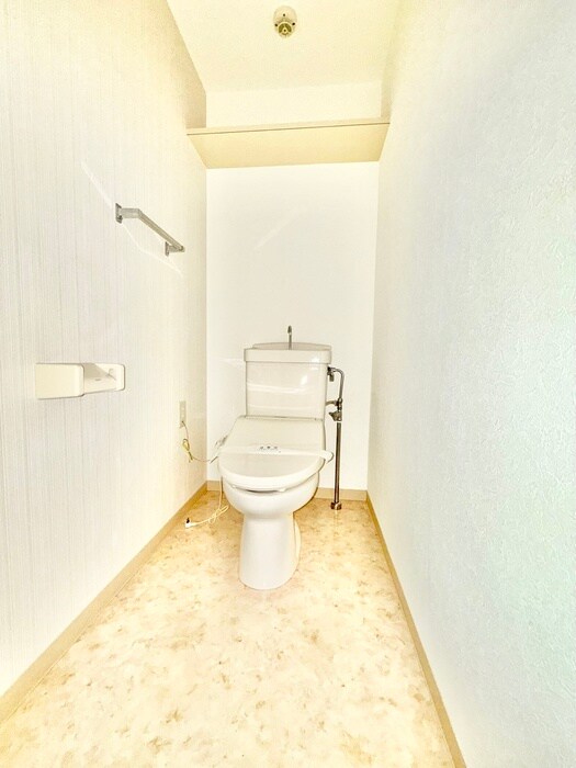 物件内観写真13　(トイレ)