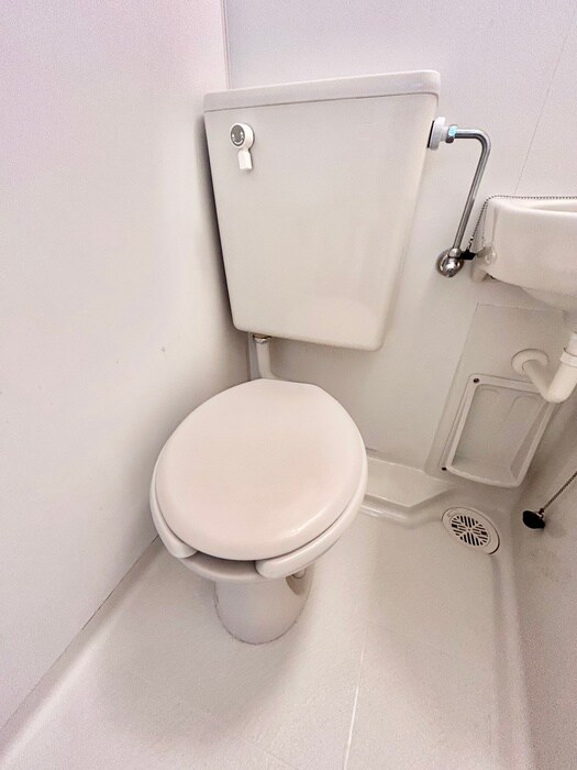 物件内観写真15　(トイレ)