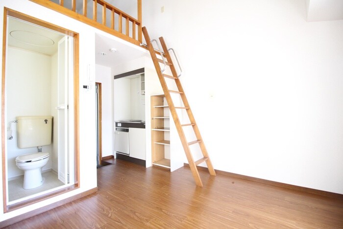 物件内観写真8　(居室)