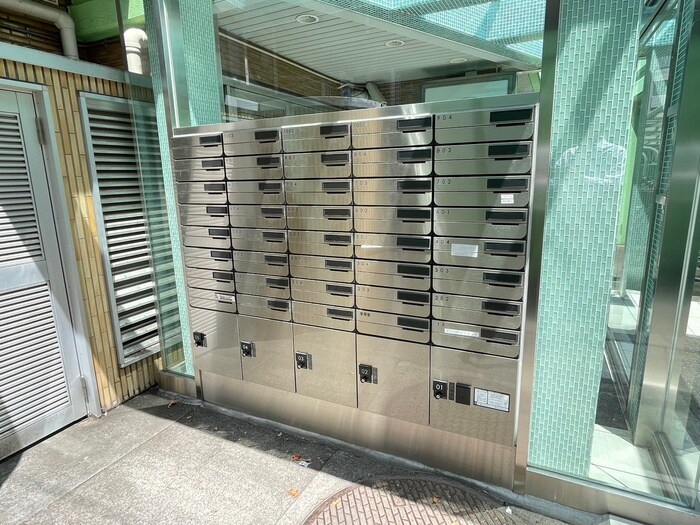 物件外観写真6　(建物設備)